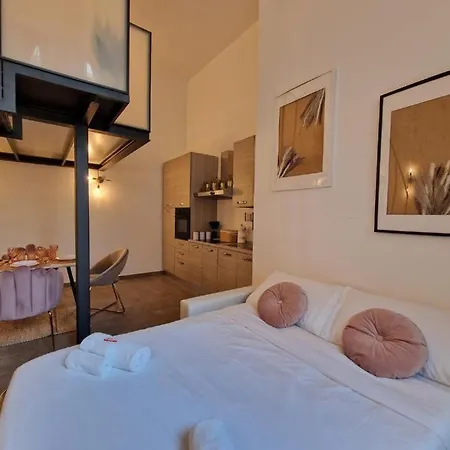 Acasadiimma Family Loft Bocconi-duomo Con Wi-fi Corte Interna Super Silenzioso