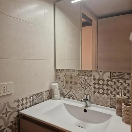 Appartamento Acasadiimma Family Loft Bocconi-duomo Con Wi-fi Corte Interna Super Silenzioso Milano